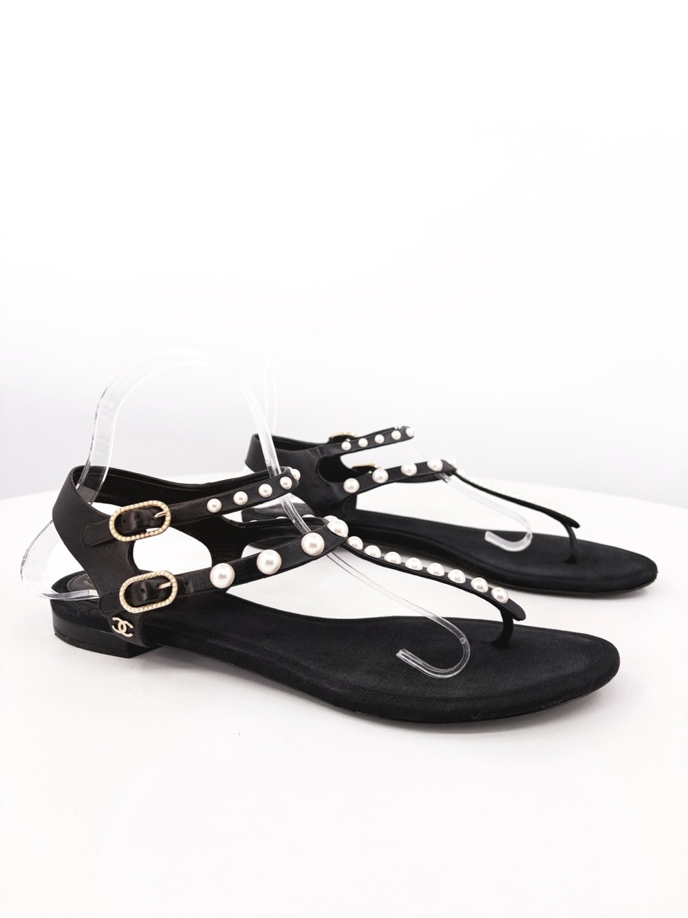 CHANEL Black Leather Pearl T-Strap Flat Thong Sandals 41 - Picture 5 of 15